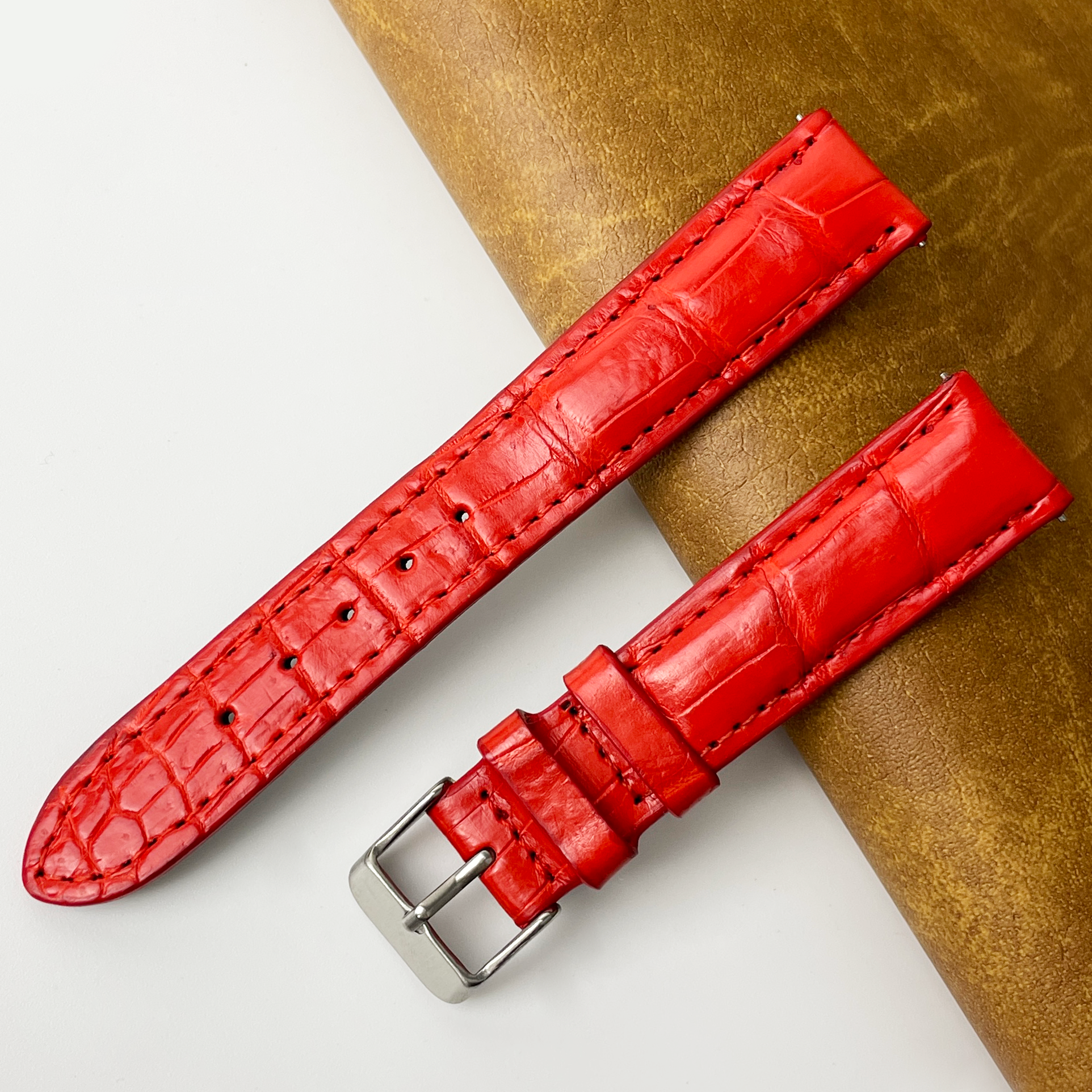 18mm Bright Red Unique Pattern Alligator Leather Watch Band For Men DH-202C