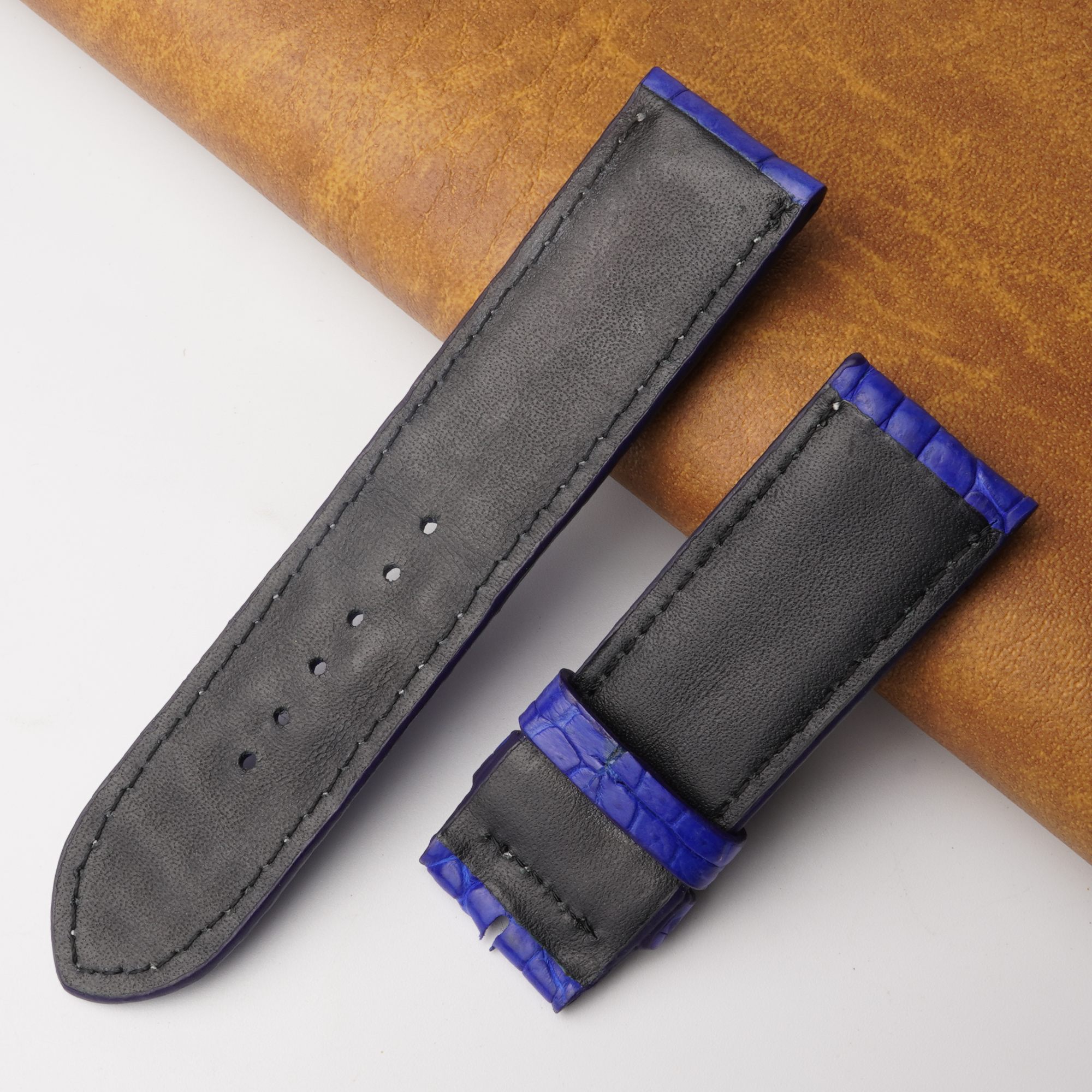 24mm Blue Unique Pattern Alligator Leather Watch Band For Men DH-159C