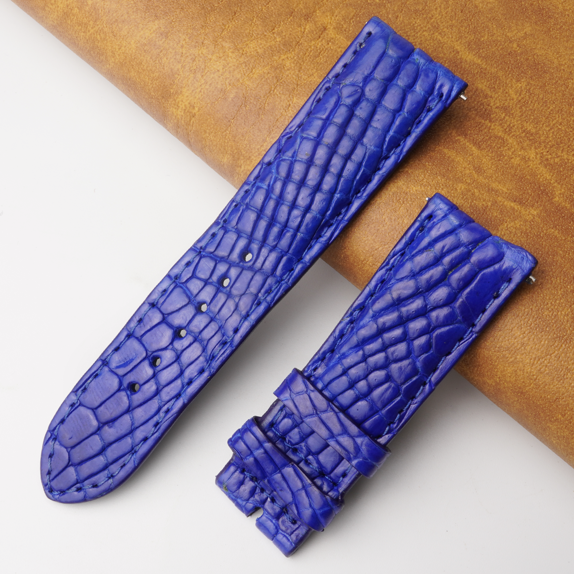 24mm Blue Unique Pattern Alligator Leather Watch Band For Men DH-50T
