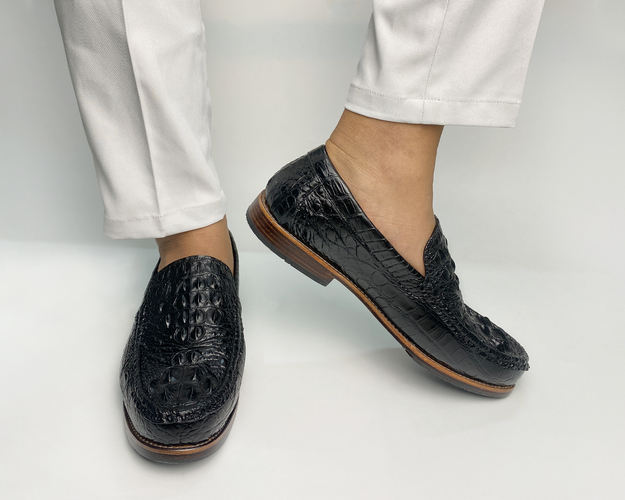 Black Alligator Leather Mens Penny Loafers | Crocodile Belly Skin Casual Loafer | SH41E42