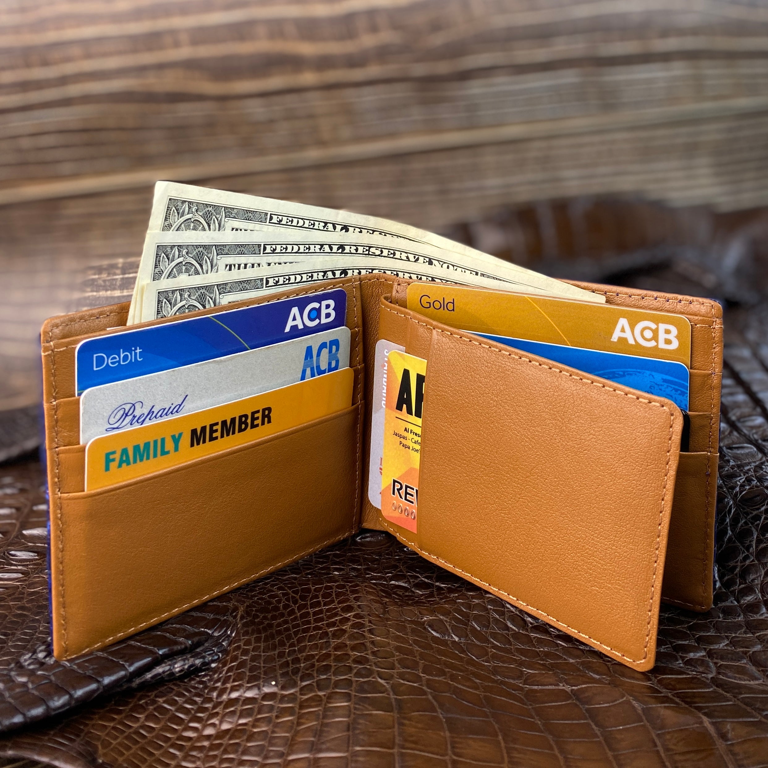 Blue Alligator Tail Leather Bifold Wallet For Men RFID Blocking | VINAM-107