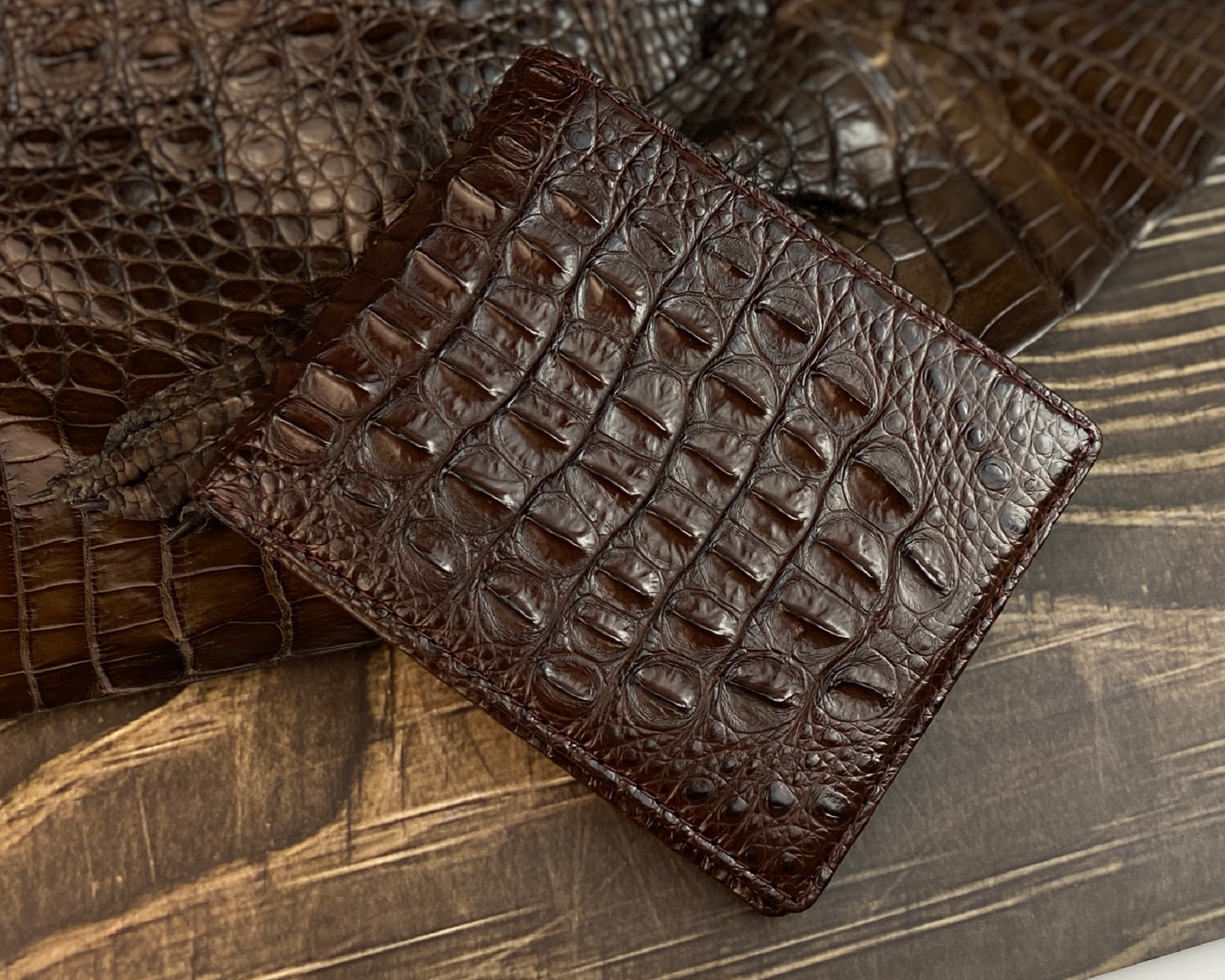 Best Genuine Navy Blue Leather Alligator Bifold Wallet RFID Blocking –  Vinacreations