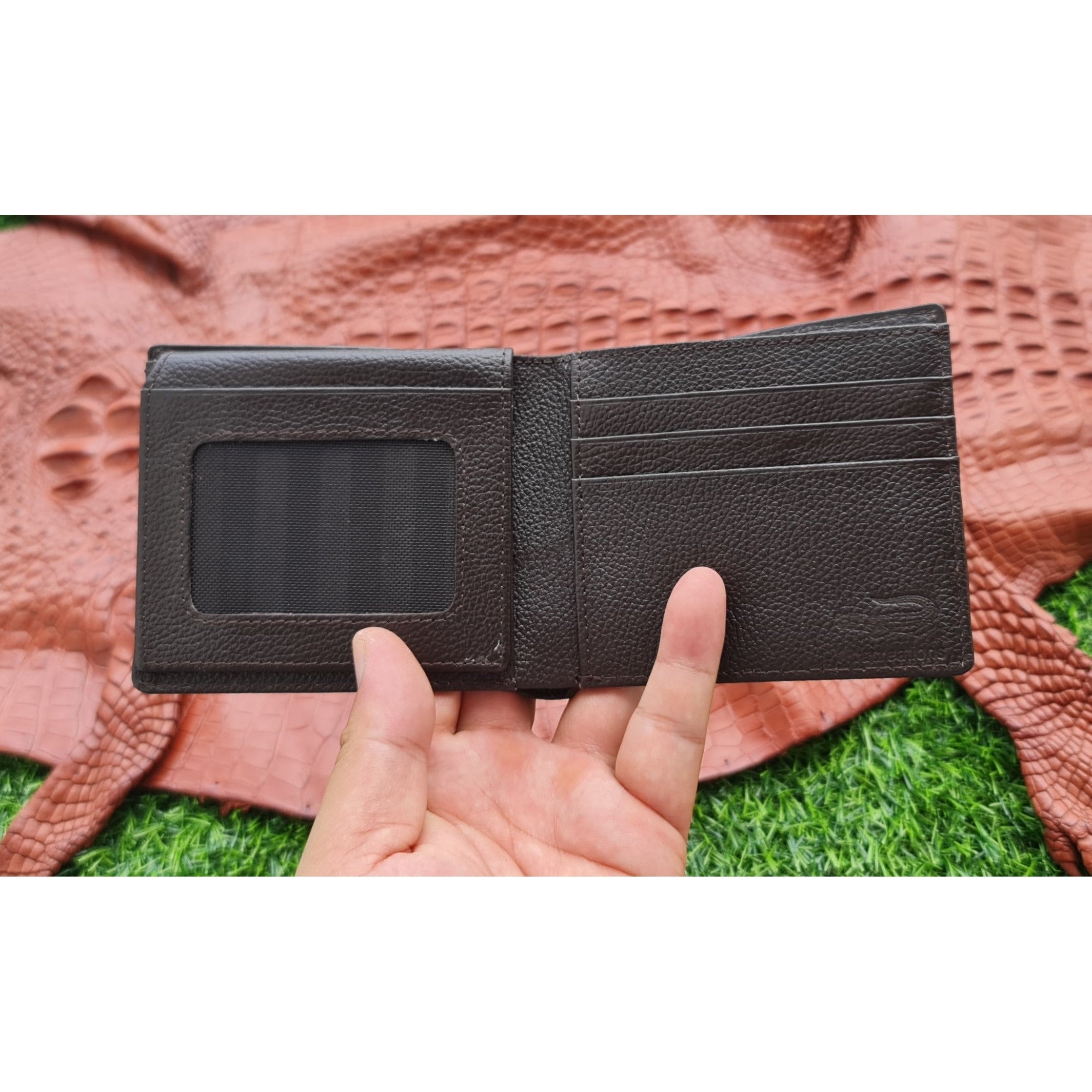  Handmade Black Minimalist Alligator Men Wallet; Real Alligator  Wallet, Leather Men Wallet, Exotic leather Wallet, Leather Wallet, Gift for  Him, Gift for Dad : Handmade Products